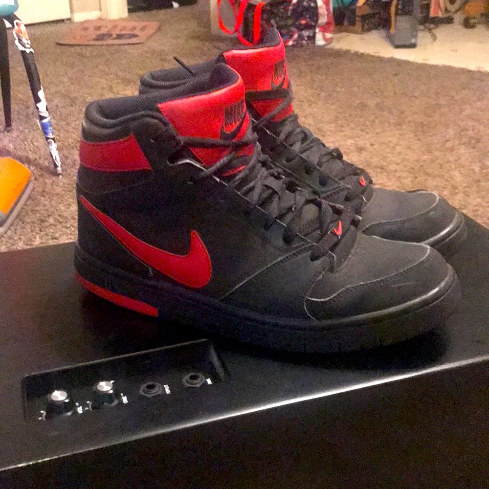 Nike Hi-Top Air Force’s